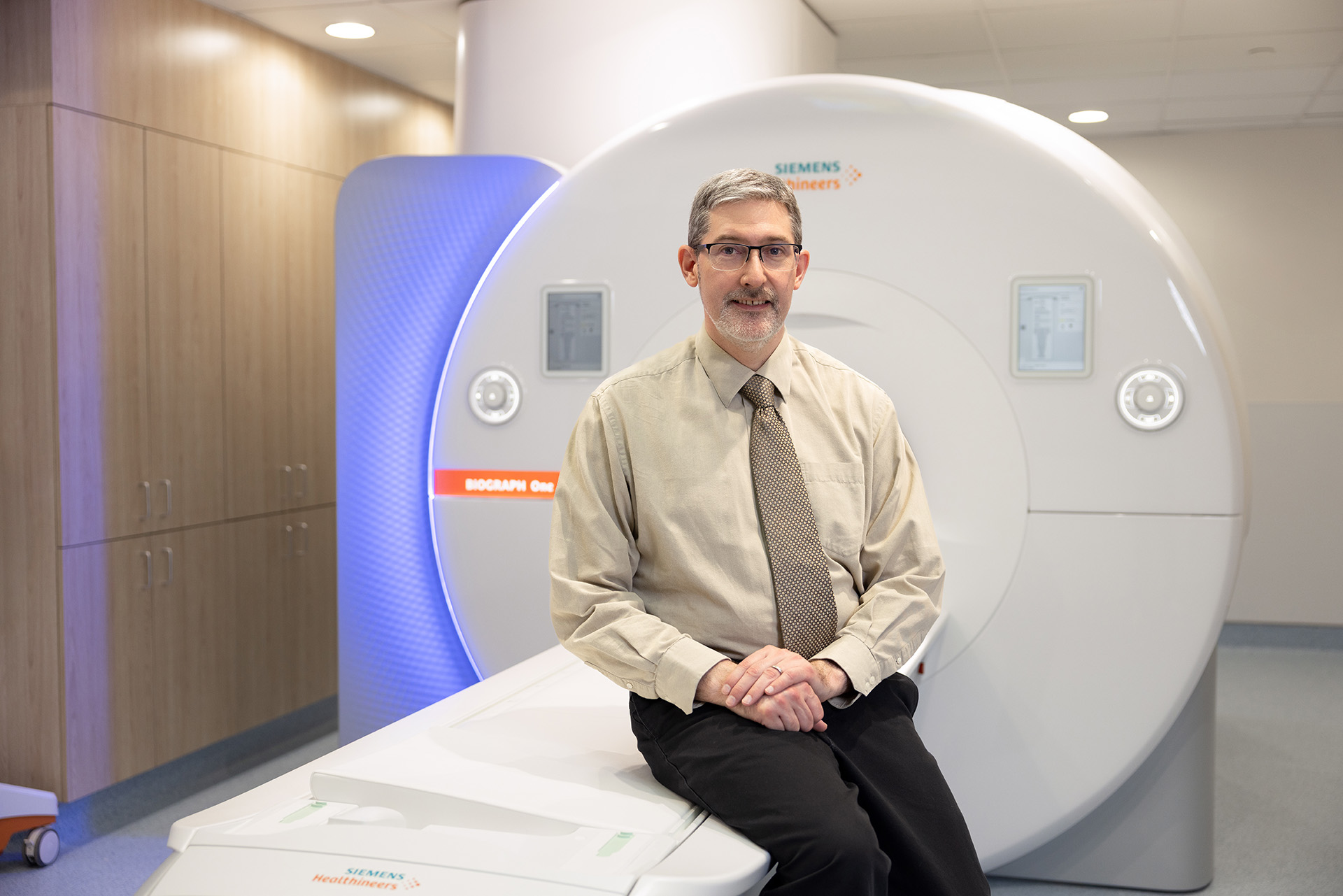 Dr with Machine