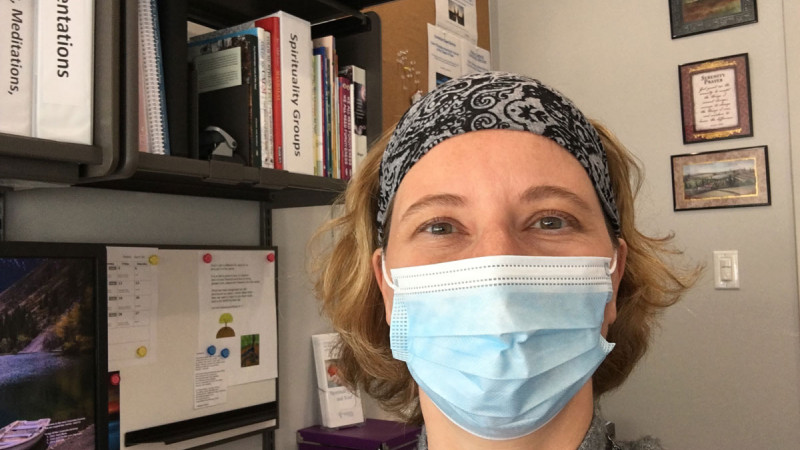 Jessica Baker wearing a mask