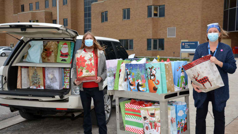 spiritual care delivers gifts