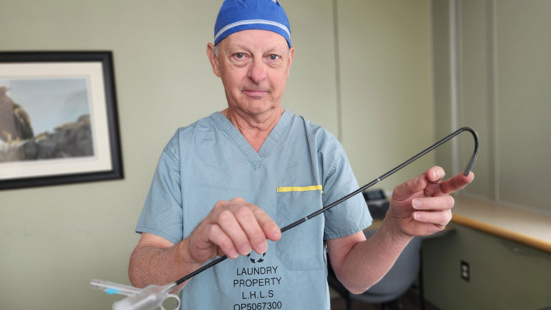 Dr. Denstedt with kidney tool