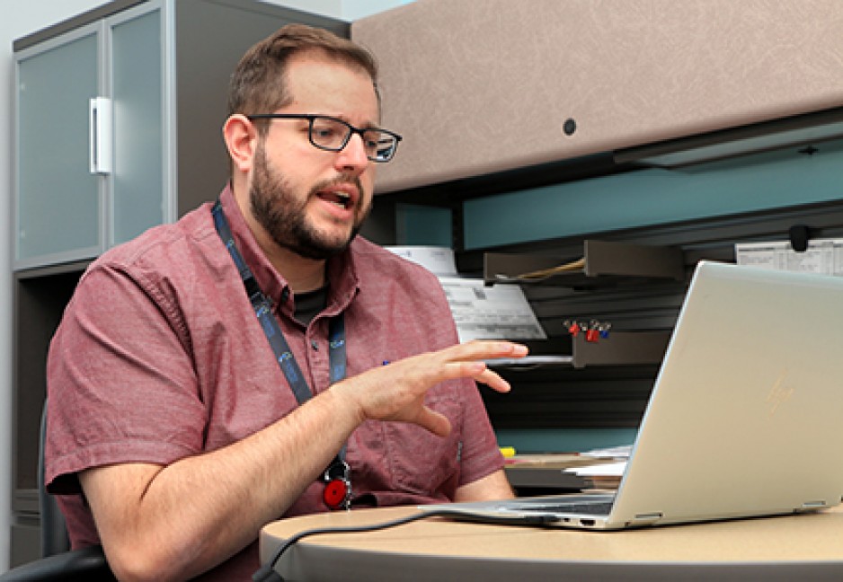 Jordan McCormick is speaking to people via the laptop