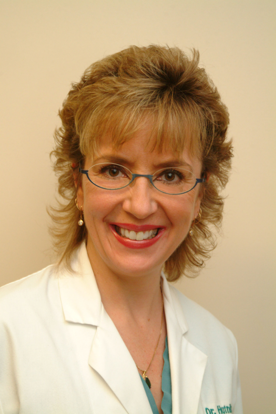 Dr. Cindy Hutnik