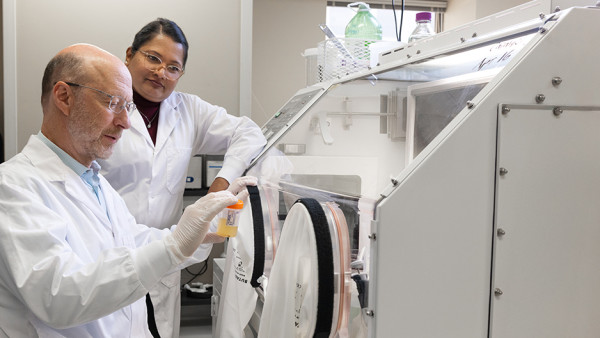 Seema Parvathy, PhD and Dr. Michael Silverman in the laboratory