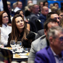 crowd reaction at Tribute Dinner event